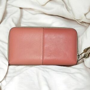 The Chloé Bailey Two-tone Zip-Around Long Wallet